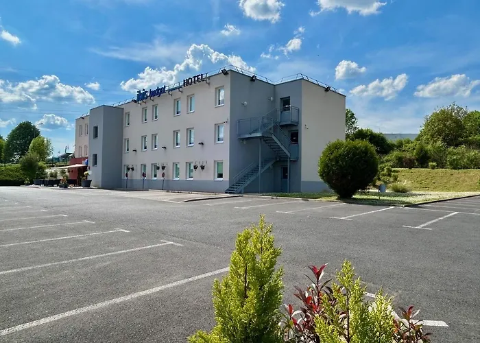 Ibis Budget Noyon photo