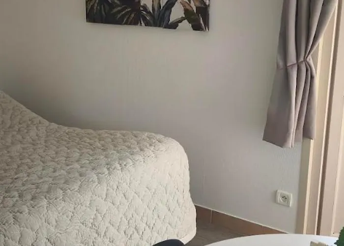 foto di Chambre d'hôte 2 Joséphine - rez de chaussé Sainte-Genevieve 