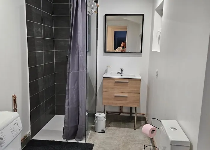 הוילה Miraumont Lili Poppies תמונה