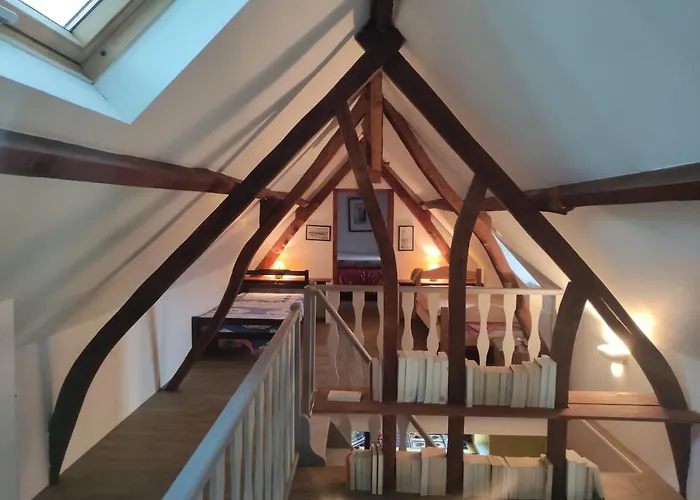 Фото Maison Accueillante A Fresnes-Tilloloy Avec Jardin