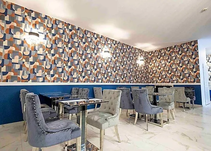 Hotel Center Saint-Quentin Centre Gare 24-24 Parking Prive La Fere photo
