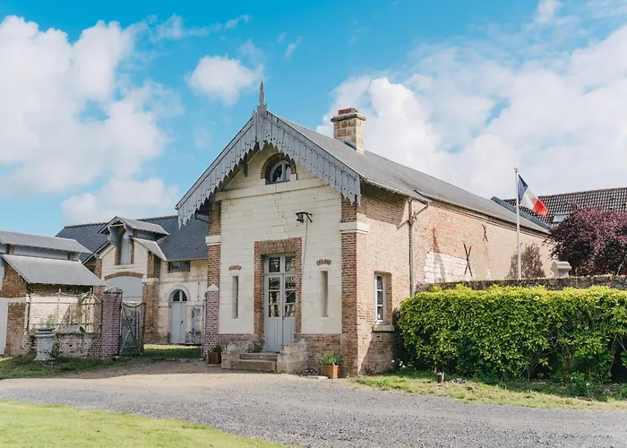 foto di Gite De Charme Dans La Maison Du Gardien D'Un Chateau Saint-Sauveur